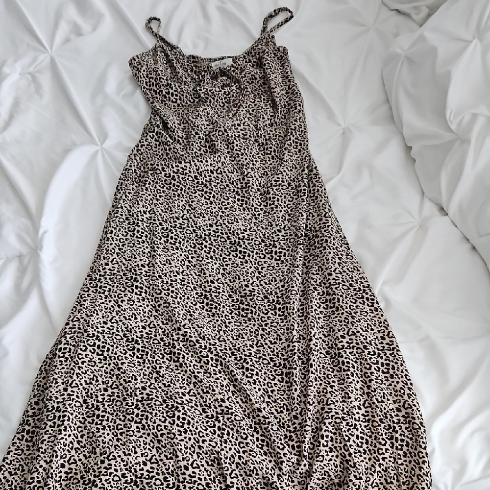 Hollister Leopard Print Maxi Dress
